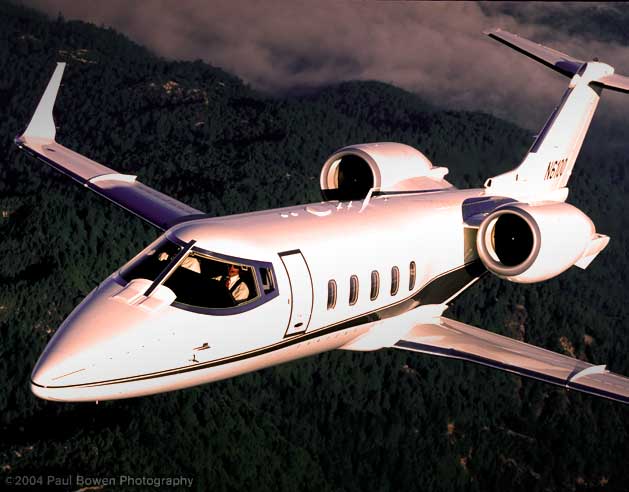 LearJet 60 : ©2004 Paul Bowen Photography